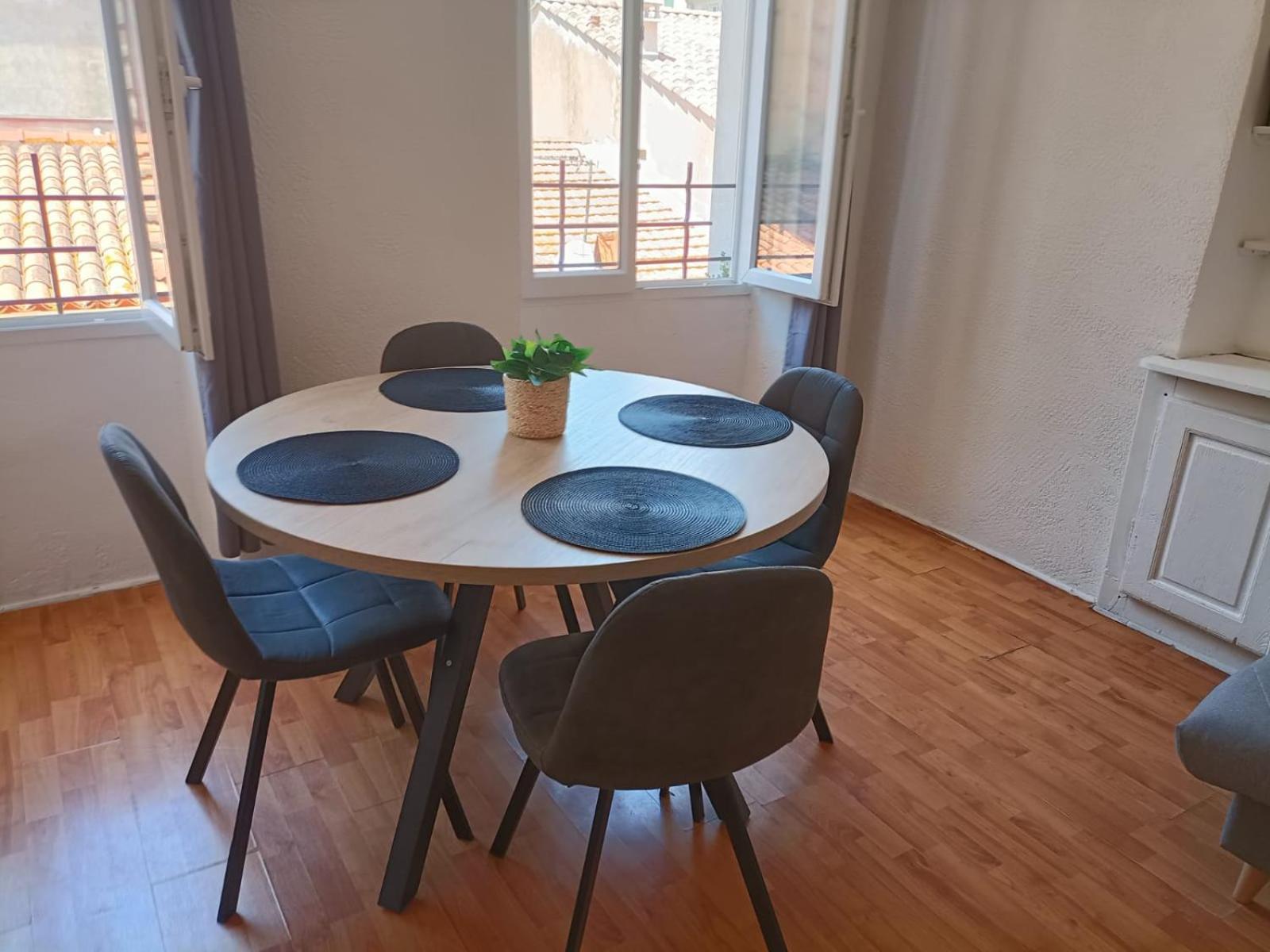 **** VERY CENTRAL Ajaccio 36 rue Fesch, cosy flat in city center pedestrian street, up to 4 people **** Esterno foto