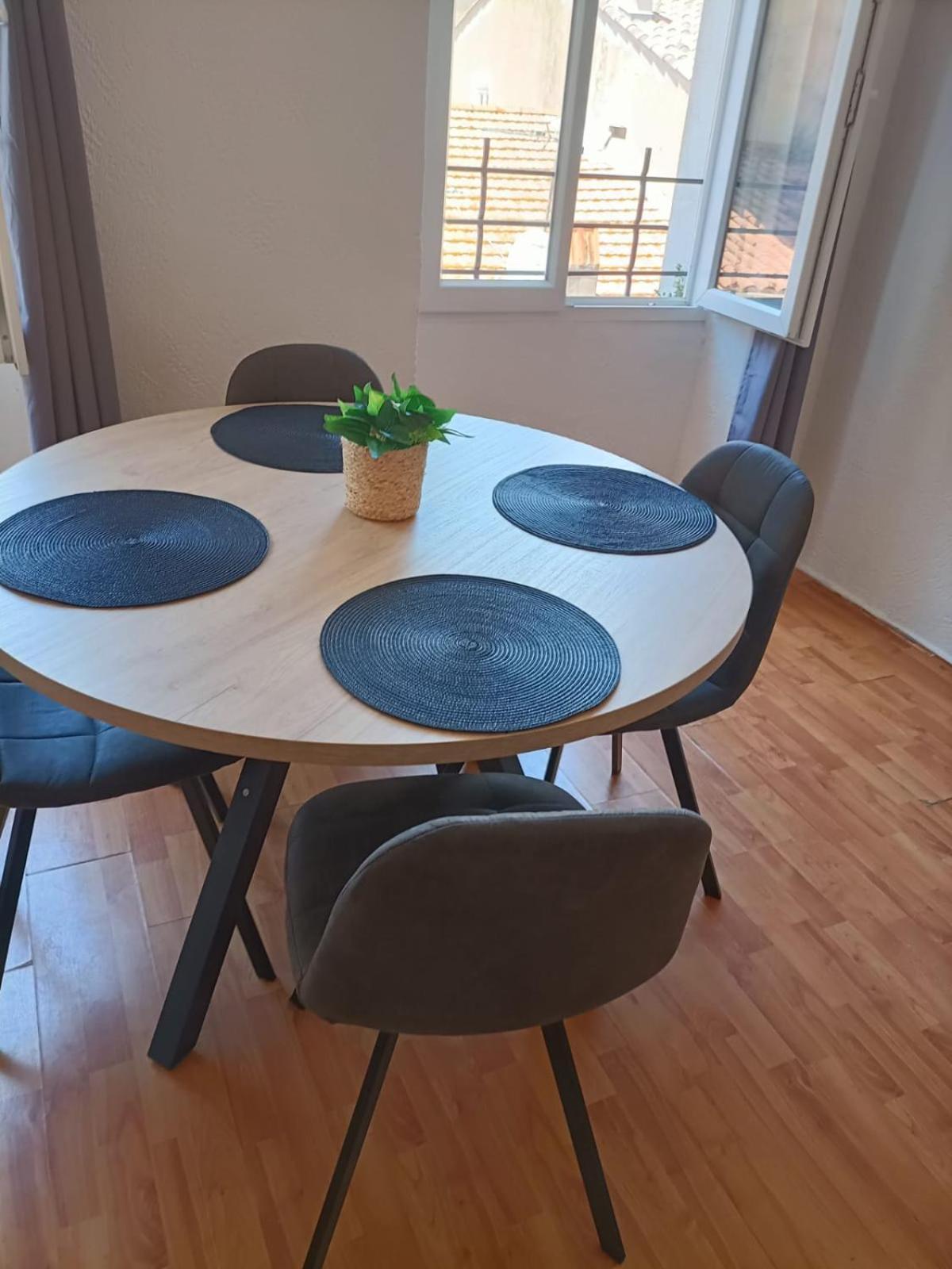 **** VERY CENTRAL Ajaccio 36 rue Fesch, cosy flat in city center pedestrian street, up to 4 people **** Esterno foto