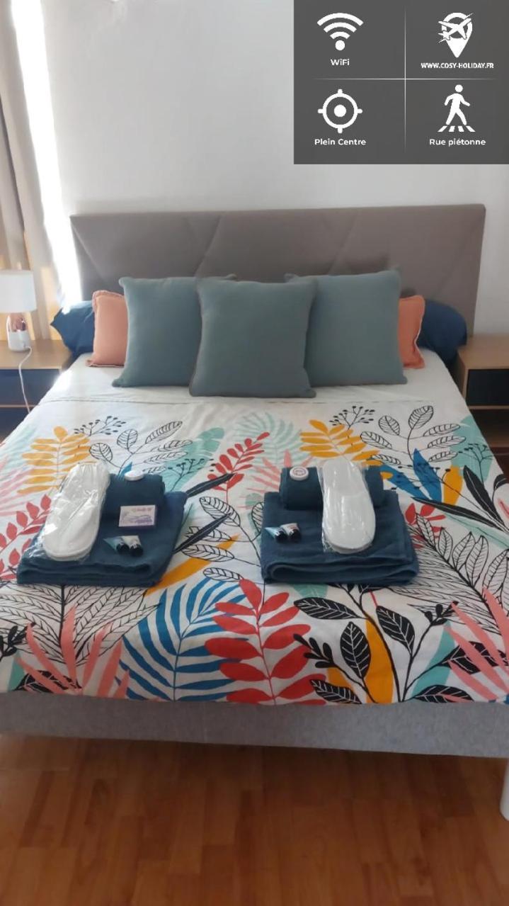 **** VERY CENTRAL Ajaccio 36 rue Fesch, cosy flat in city center pedestrian street, up to 4 people **** Esterno foto